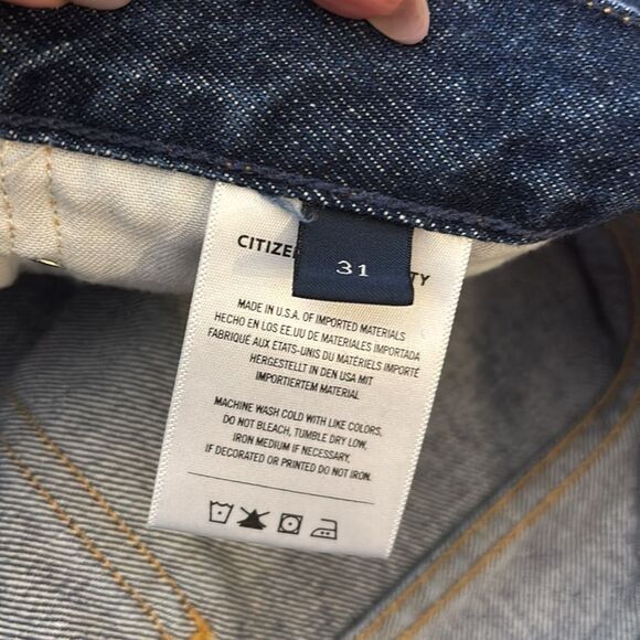 Citizens of Humanity Jean shorts, Size 31 - Picture 12 of 13